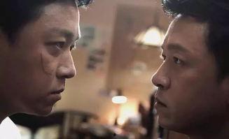 锋叔吃瓜的姿势特酷视频,一招秒变“瓜界达人”