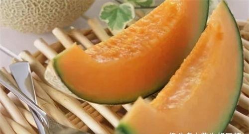 吃哈密瓜大哭视频大全,视频大全记录感人瞬间