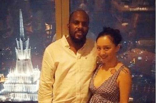 黑人丈夫吃瓜视频大全在线观看,趣味横生的家庭生活瞬间