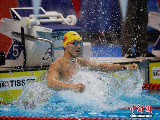 带你吃瓜跳水解说视频,带你领略跳水解说界的“吃瓜”盛宴