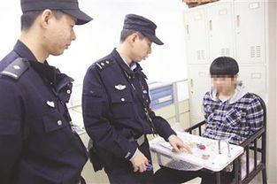 上海浦东民警吃瓜视频,警民同乐瞬间引网友热议