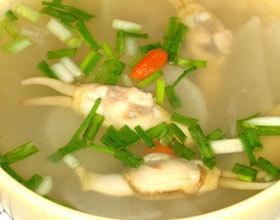 蛏子烧蒲瓜汤可以吃吗视频,蛏子烧蒲瓜汤制作教程