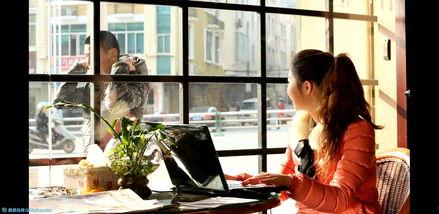 吃瓜小故事情侣视频播放,情侣视频播放背后的甜蜜故事